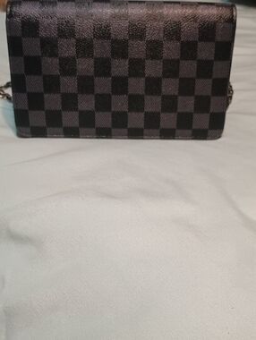 Checkerboard Crossbody Wallet - Black/Grey